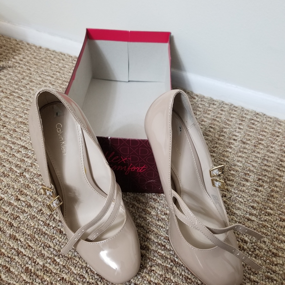 Calvin Klein Cassie Nude